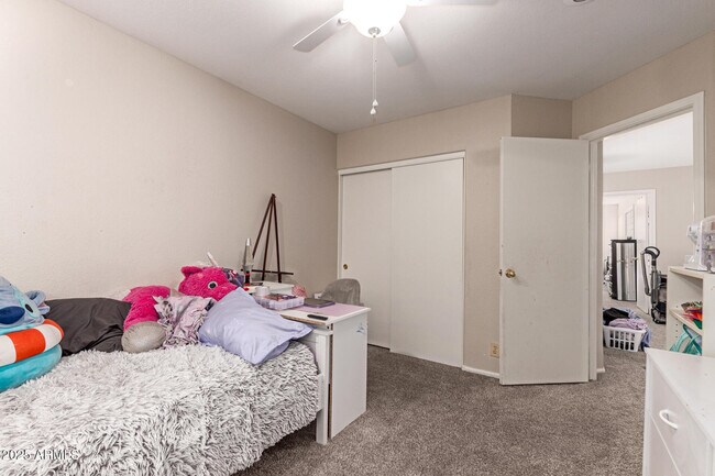 Building Photo - 7724 W Oraibi Dr