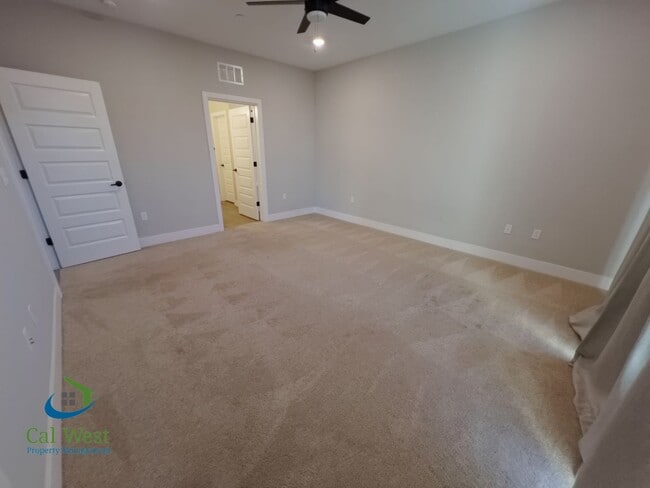 Building Photo - $4495 - Beautiful Corner Unit Townhome in ...