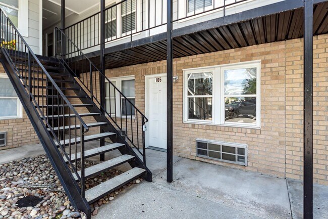Building Photo - 2107 Rondo St
