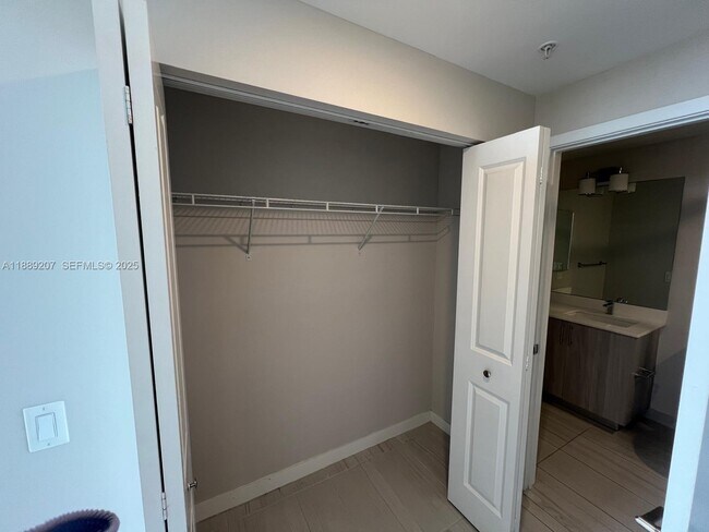 Building Photo - 28250 S Dixie Hwy