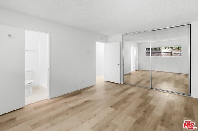 Building Photo - 1114 12th St