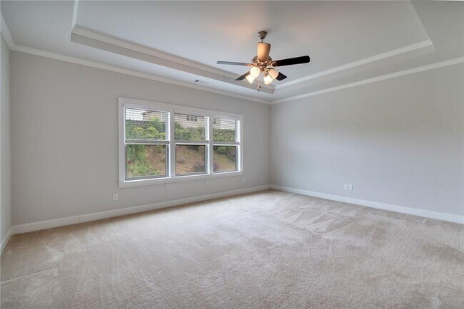 Building Photo - 5210 Mirror Lake Dr
