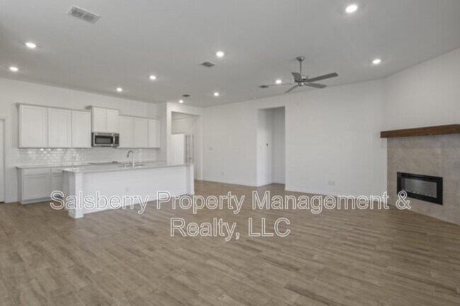 Building Photo - 224 Cherryvale Ln