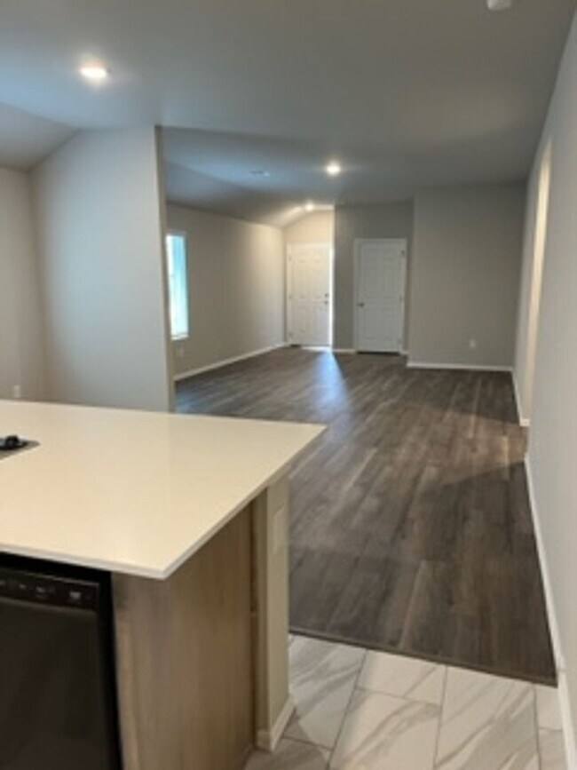 Building Photo - 1st Month Free!