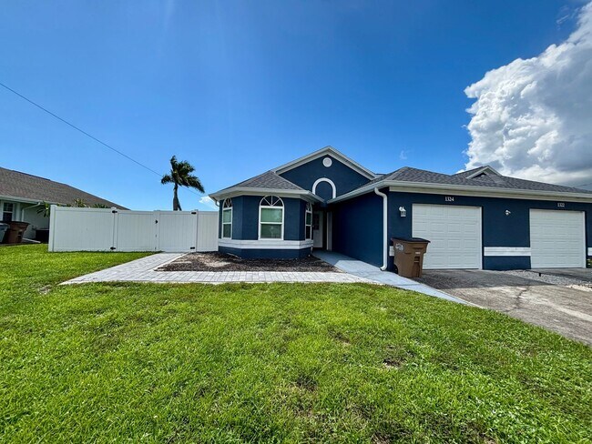 Building Photo - 1324 SE 6th Ave