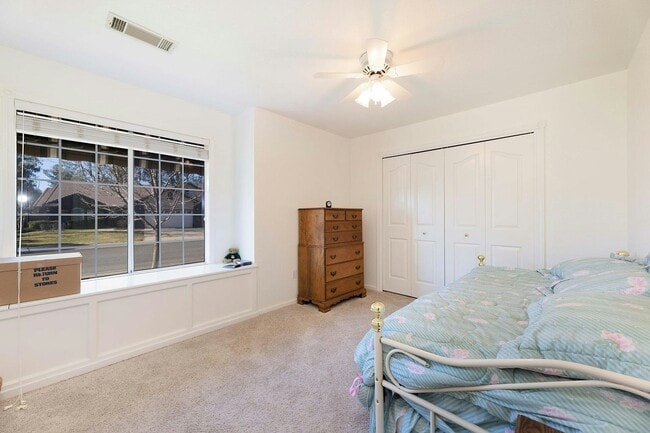 Building Photo - 2111 Sophy Pl