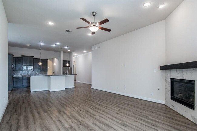 Building Photo - 20306 Windsor Fld
