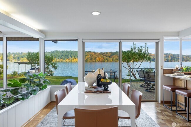 Building Photo - 4Bd/1.75Ba Seattle Home