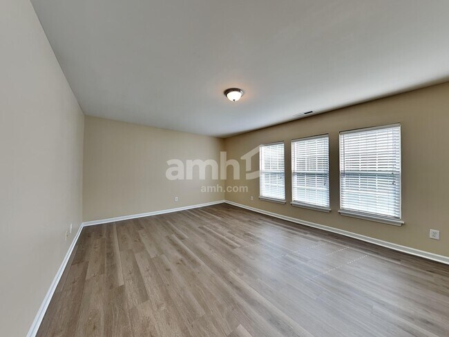 Building Photo - 516 Littleport Dr