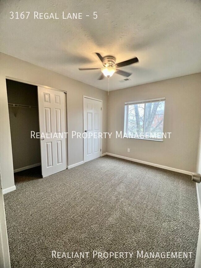 Building Photo - 3167 Regal Ln