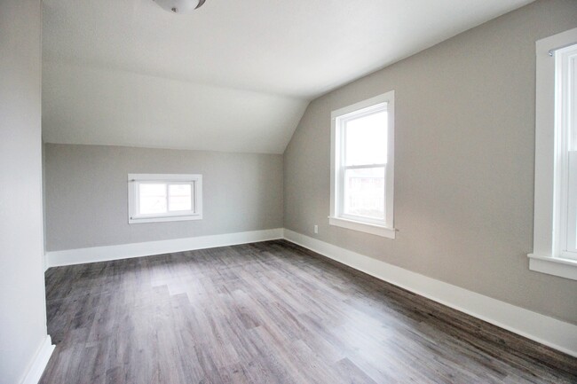 Bedroom 2-upper - 1523 19th St