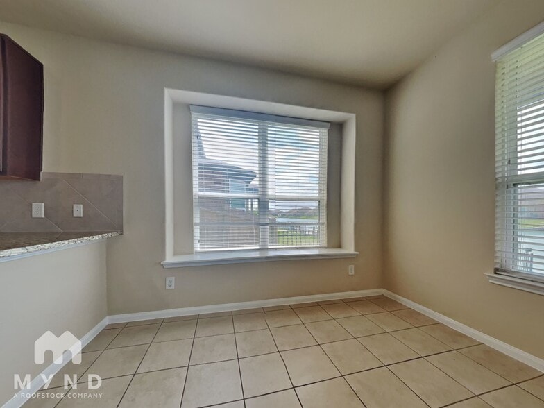 Building Photo - 24819 Alberti Sonata Dr