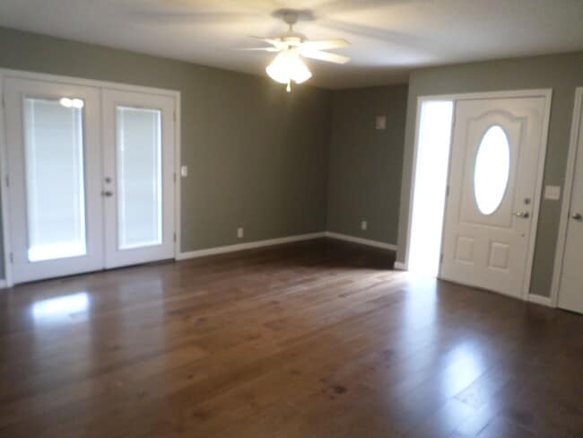 Building Photo - Timber Creek- Manhattan KS