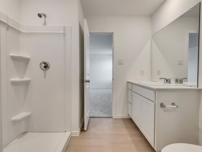 Building Photo - 921 Capracotta Dr