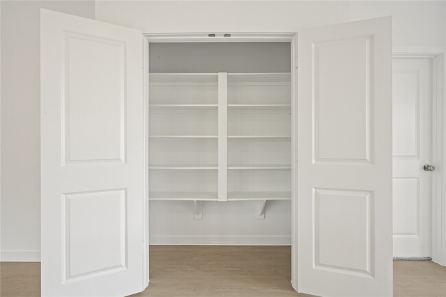 Building Photo - 31711 Wild Mdw Dr