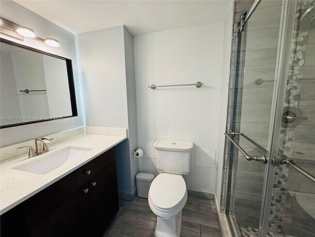 Building Photo - 18031 Biscayne Blvd