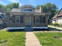 Building Photo - Spacious 3BR Home with Hardwood Floors, Private Upstairs Suite & Fenced Yard