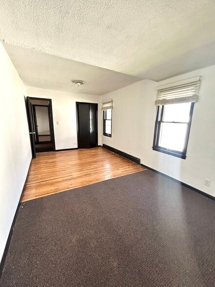 Building Photo - 4541 Camden Ave N