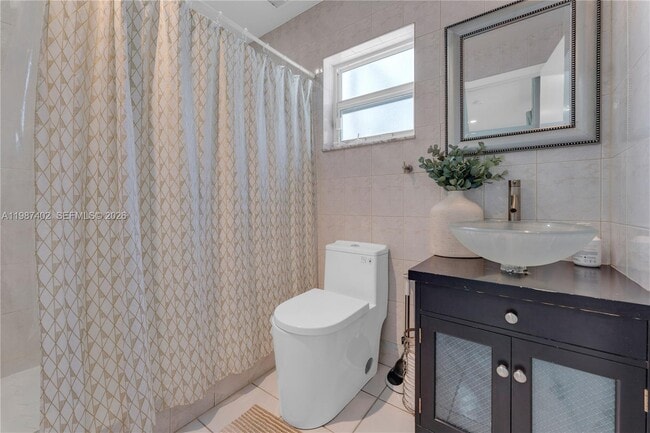 Building Photo - 6924 NW 8th Ct