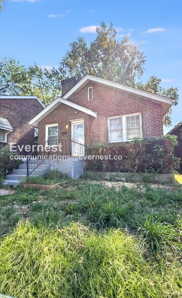 Primary Photo - 3720 Darby St
