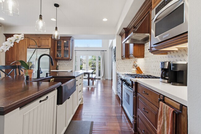 Building Photo - 1317 Gull Ct