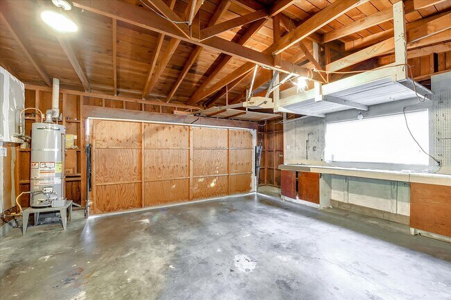 Building Photo - MID-CENTURY MODERN ON WILLOW GLEN BORDER -  SPACIOUS LOT