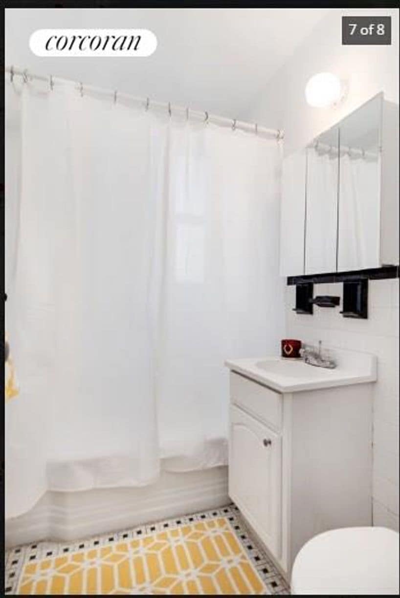 Building Photo - 1420 York Ave