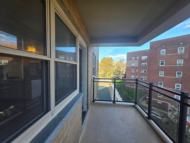 Building Photo - 7100 JFK Blvd E