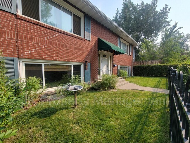 Building Photo - 1305 2nd Ave N