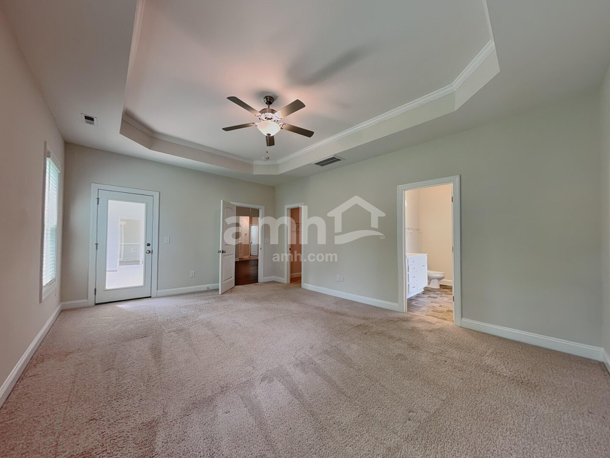 Building Photo - 104 White Ash Ln
