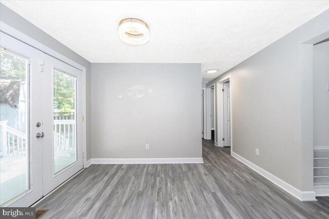 Building Photo - 12284 Bandera Ln