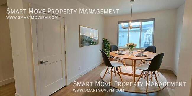 Building Photo - 3213 S Shadywood Way