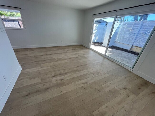 Building Photo - Ball Road Anaheim