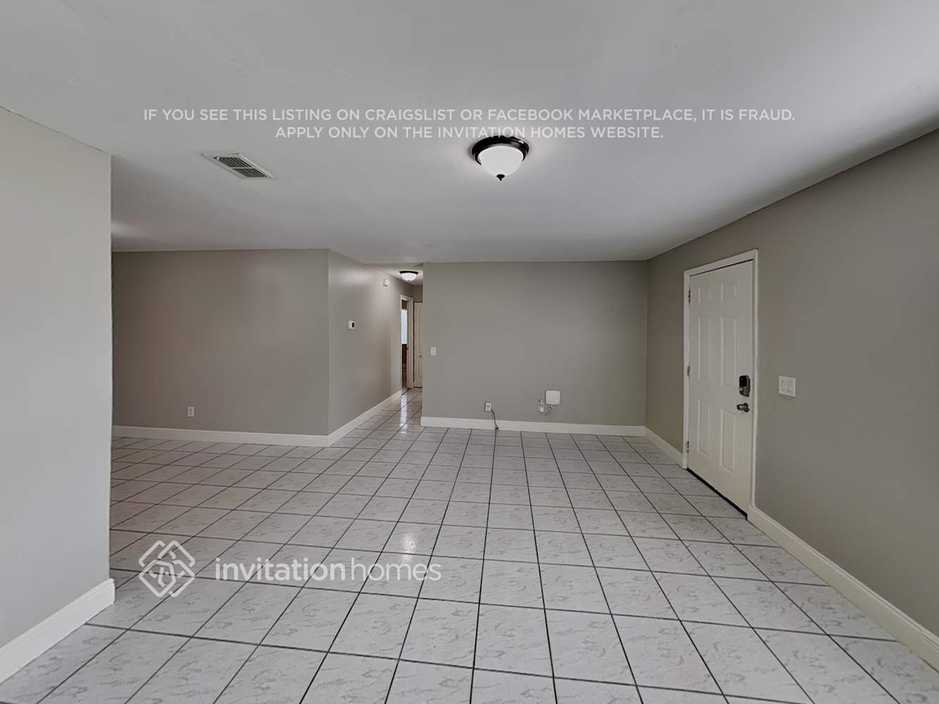 Building Photo - 302 Iowa Woods Cir W