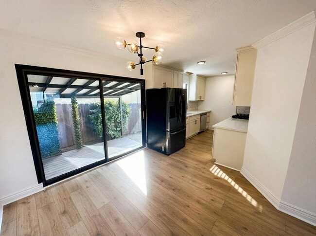 Building Photo - Charming 3-Bedroom Home in Hayward Hills