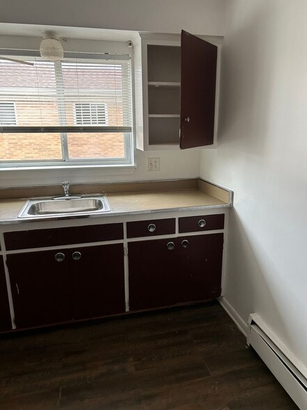 Building Photo - 29206 Longview Ave