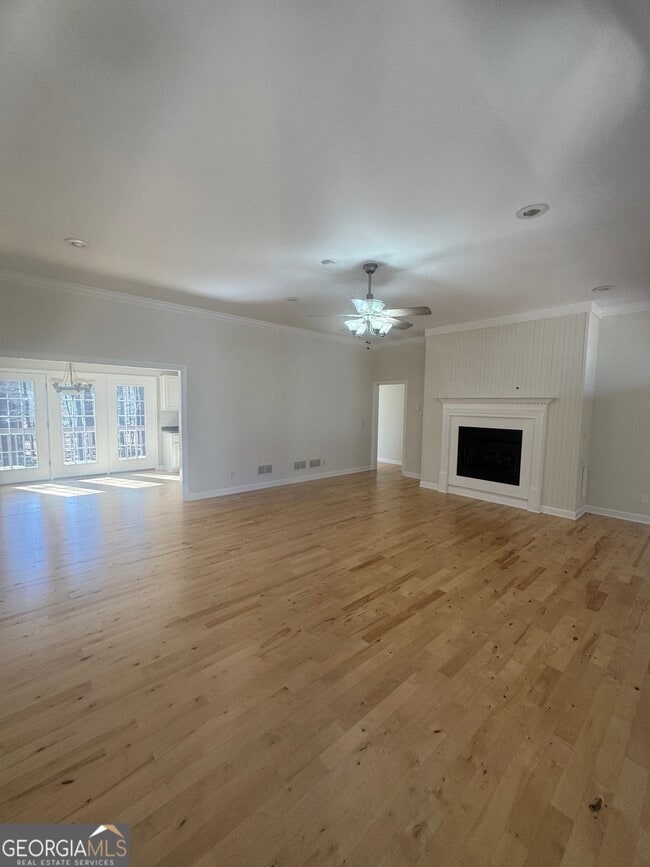 Building Photo - 735 Bearslide Hollow