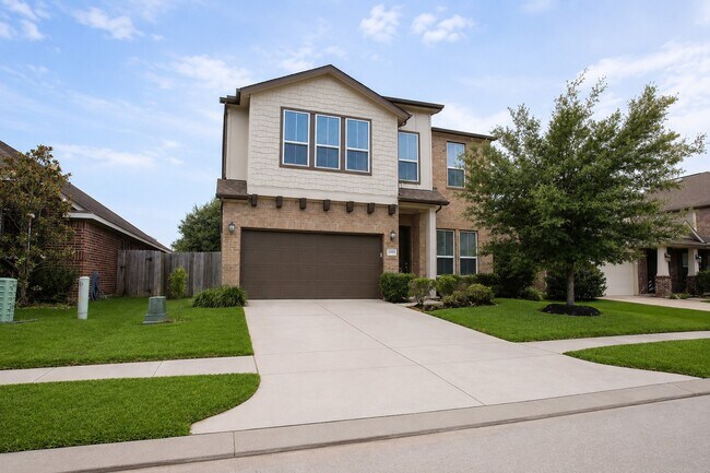 Building Photo - 22503 Miramar Bend Dr