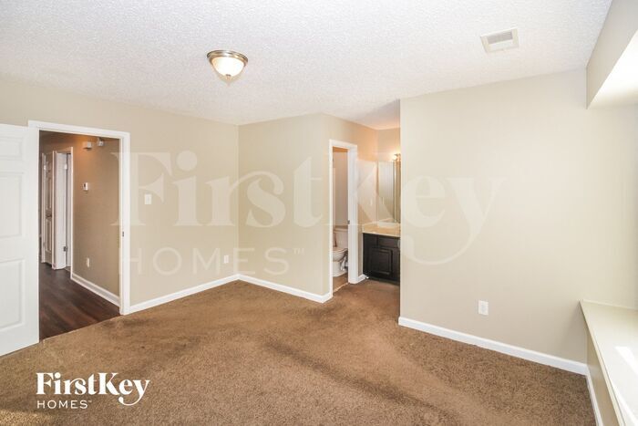 Building Photo - 4308 Rosswood Dr
