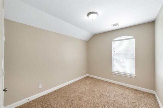 Building Photo - 24935 Crystal Stone Ln
