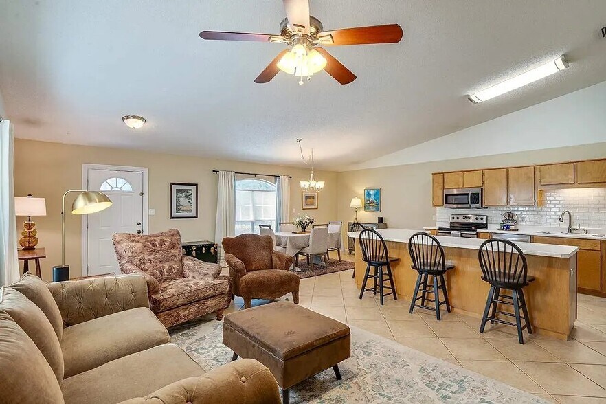 Building Photo - 3498 Chatelaine Ct