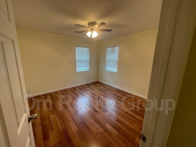 Building Photo - 3942 King St