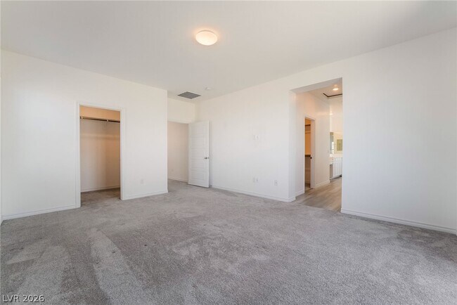 Building Photo - 3952 Henny Ave