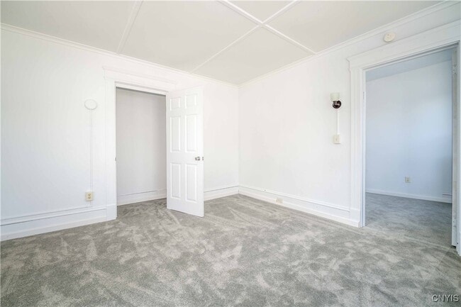 Building Photo - 50 E 4th St