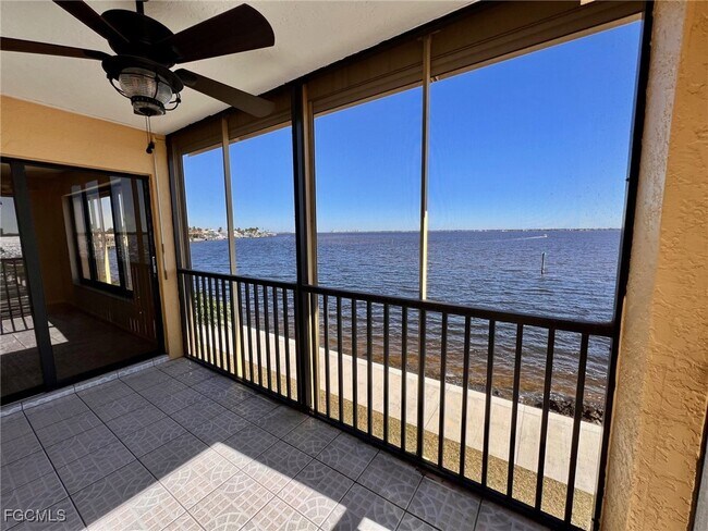 Building Photo - 4015 SE 20th Pl