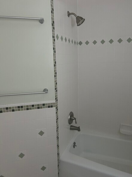 Bathroom with Tub and Shower - 5835 Babbitt Ave