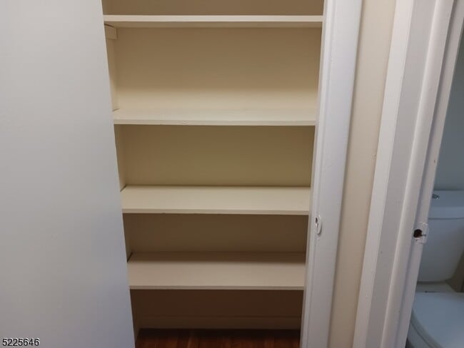 Building Photo - 48 Gates Ave