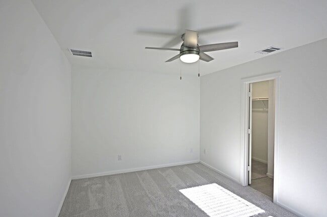 Building Photo - 6730 Marble Rdg