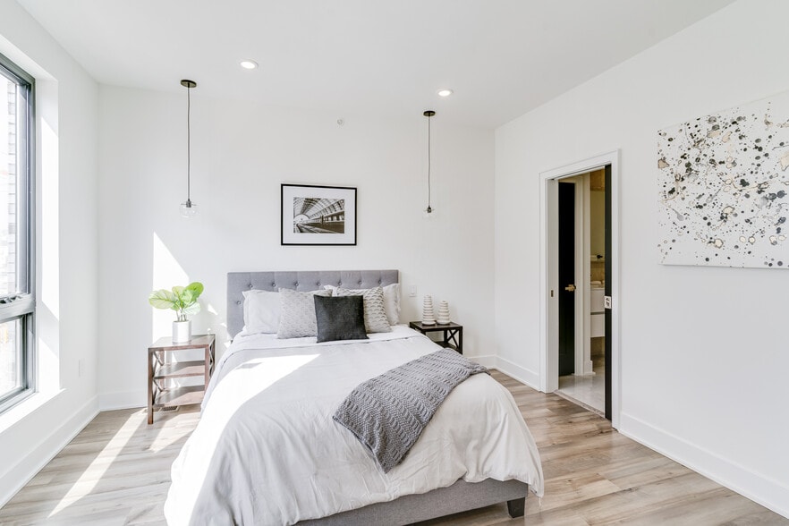 Building Photo - 2603 E Boston St