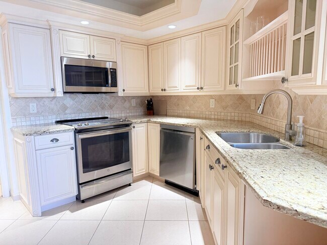 Building Photo - 3560 S Ocean Blvd